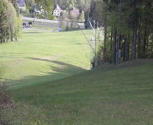 Skiareál Karolinka  - Prostřední část sjezdovky a snowpark - 27.4.2024 v 07:32