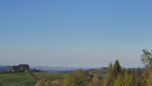 Skiareál Troják - Troják, Maruška - panorama - 26.4.2024 v 07:02