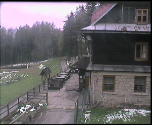 SkiAreál - Horský hotel Vsacký Cáb - Terasa horského hotelu - 23.4.2024 v 17:30