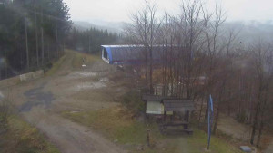 Skiareál Bílá - Lanovka - výstupní stanice - 28.3.2024 v 10:00