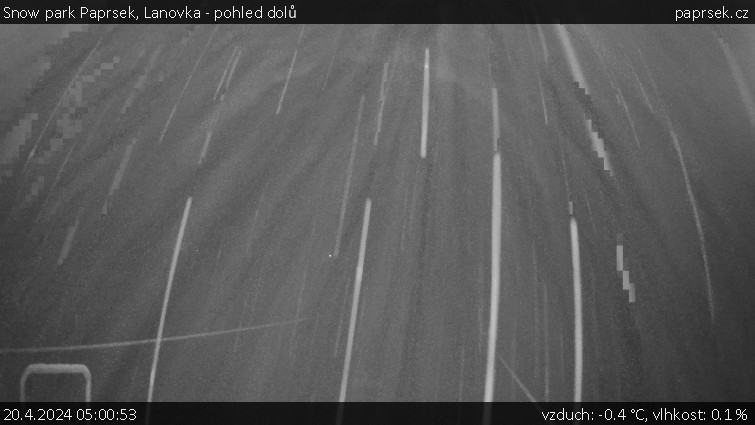 Snow park Paprsek - Lanovka - pohled dolů - 20.4.2024 v 05:00