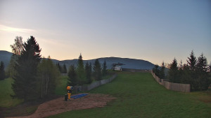 Ski areál Branná - Výstup z lanovky - 27.4.2024 v 06:00