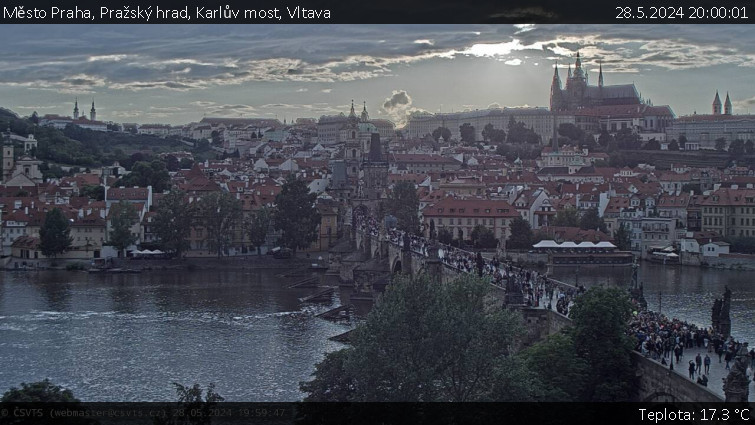 Město Praha - Pražský hrad, Karlův most, Vltava - 28.5.2024 v 20:00