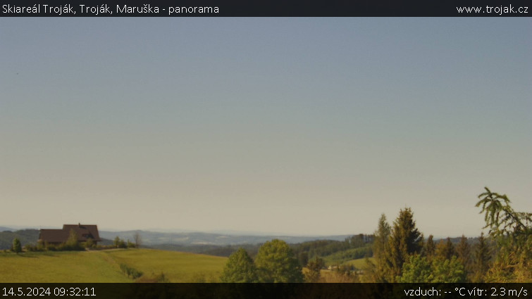 Skiareál Troják - Troják, Maruška - panorama - 14.5.2024 v 09:32