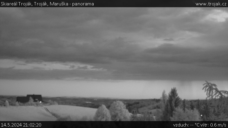 Skiareál Troják - Troják, Maruška - panorama - 14.5.2024 v 21:02