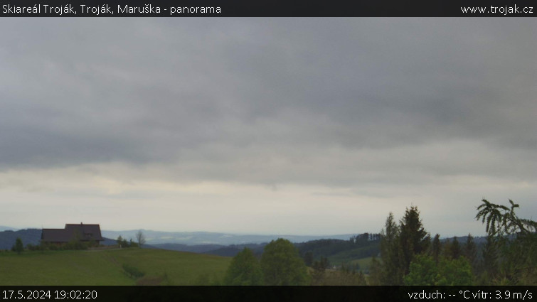 Skiareál Troják - Troják, Maruška - panorama - 17.5.2024 v 19:02