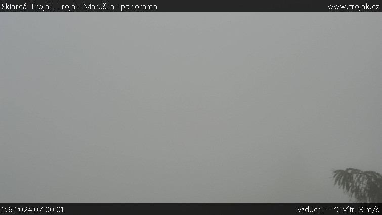 Skiareál Troják - Troják, Maruška - panorama - 2.6.2024 v 07:00