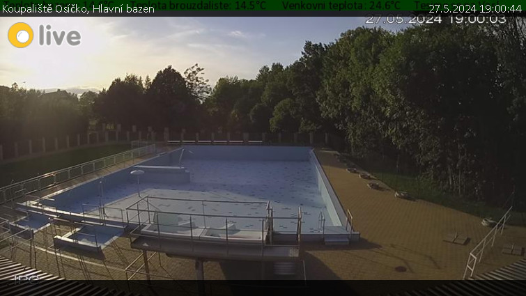Koupaliště Osíčko - Hlavní bazen - 27.5.2024 v 19:00