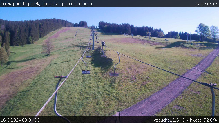 Snow park Paprsek - Lanovka - pohled nahoru - 16.5.2024 v 08:00