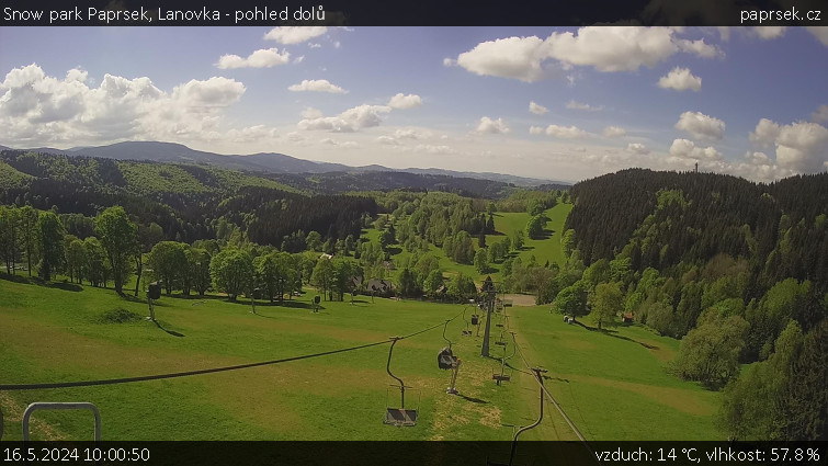 Snow park Paprsek - Lanovka - pohled dolů - 16.5.2024 v 10:00