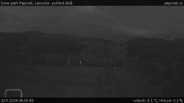 Snow park Paprsek - Lanovka - pohled dolů - 20.5.2024 v 04:00