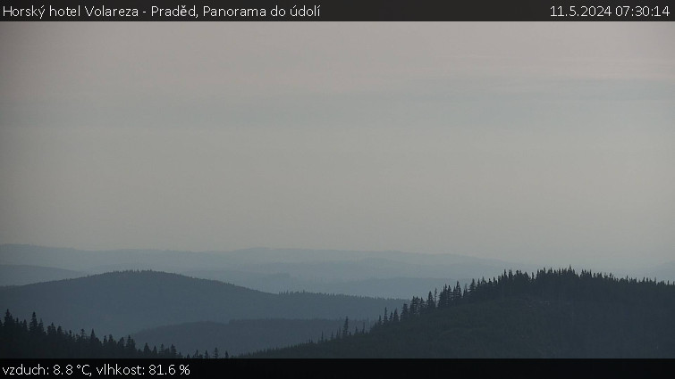 Horský hotel Volareza - Praděd - Panorama do údolí - 11.5.2024 v 07:30