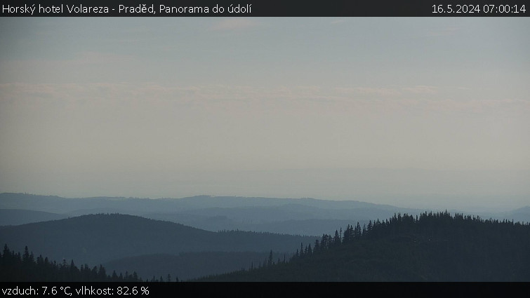 Horský hotel Volareza - Praděd - Panorama do údolí - 16.5.2024 v 07:00