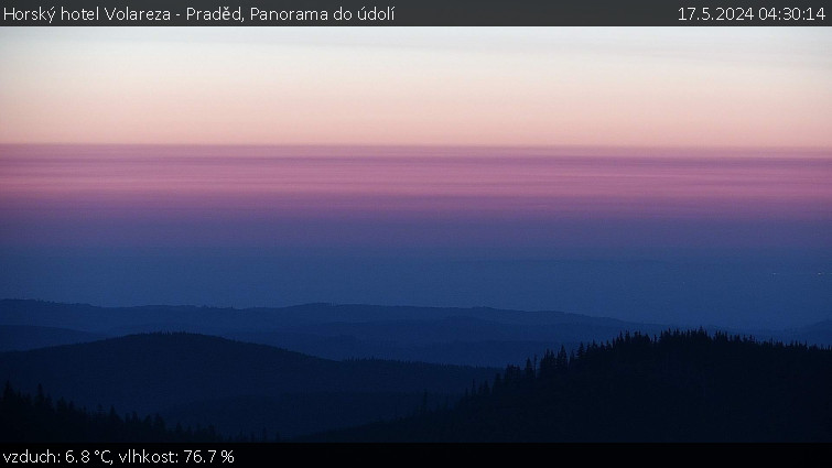 Horský hotel Volareza - Praděd - Panorama do údolí - 17.5.2024 v 04:30