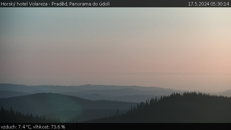 Horský hotel Volareza - Praděd - Panorama do údolí - 17.5.2024 v 05:30