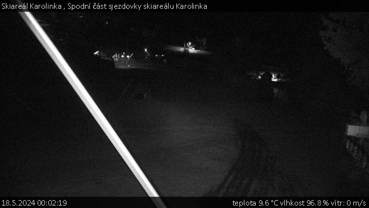 Skiareál Karolinka  - Spodní část sjezdovky skiareálu Karolinka - 18.5.2024 v 00:02