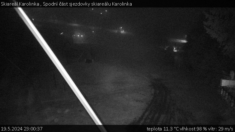 Skiareál Karolinka  - Spodní část sjezdovky skiareálu Karolinka - 19.5.2024 v 23:00