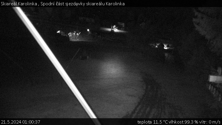 Skiareál Karolinka  - Spodní část sjezdovky skiareálu Karolinka - 21.5.2024 v 01:00