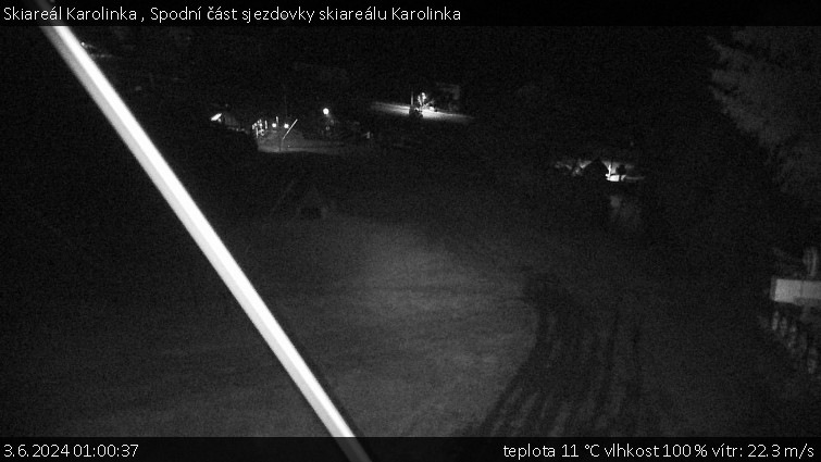Skiareál Karolinka  - Spodní část sjezdovky skiareálu Karolinka - 3.6.2024 v 01:00