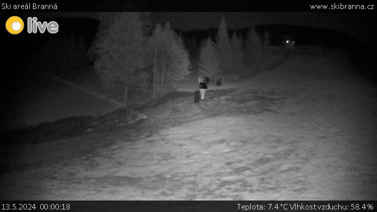 Ski areál Branná - Ski Branná - horní kamera - 13.5.2024 v 00:00