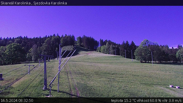 Skiareál Karolinka  - Sjezdovka Karolinka - 16.5.2024 v 08:32