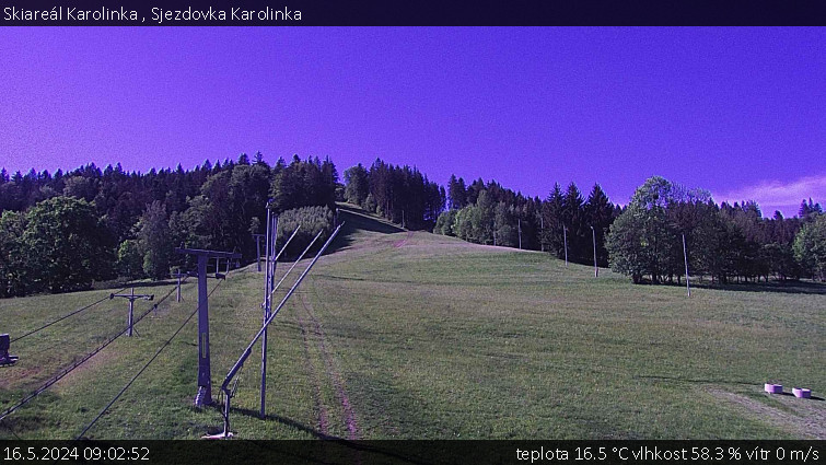 Skiareál Karolinka  - Sjezdovka Karolinka - 16.5.2024 v 09:02
