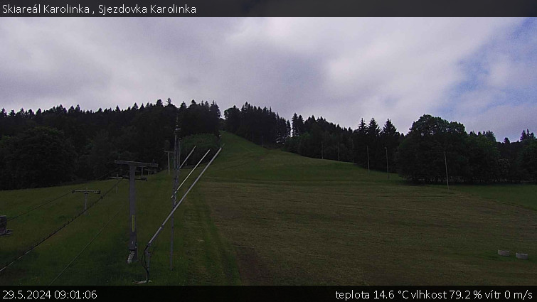 Skiareál Karolinka  - Sjezdovka Karolinka - 29.5.2024 v 09:01