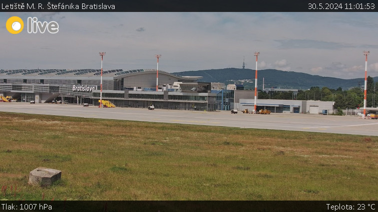 Letiště Bratislava - Letiště M. R. Štefánika Bratislava - 30.5.2024 v 11:01