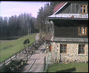 SkiAreál - Horský hotel Vsacký Cáb - Terasa horského hotelu - 28.4.2023 v 08:00