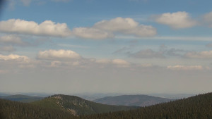 Horský hotel Volareza - Praděd - Panorama do údolí - 28.4.2023 v 14:00