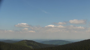 Horský hotel Volareza - Praděd - Panorama do údolí - 3.6.2023 v 13:00