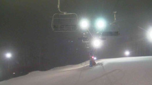 Ski Karlov - areál Karlov - Vyhlídková - 7.3.2023 v 21:01