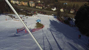 Skiareál Karolinka  - Spodní část sjezdovky skiareálu Karolinka - 2.3.2023 v 10:02