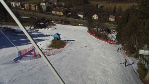 Skiareál Karolinka  - Spodní část sjezdovky skiareálu Karolinka - 2.3.2023 v 13:02