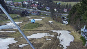Skiareál Karolinka  - Spodní část sjezdovky skiareálu Karolinka - 10.4.2023 v 16:02
