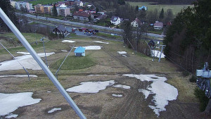 Skiareál Karolinka  - Spodní část sjezdovky skiareálu Karolinka - 11.4.2023 v 14:02