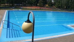 Schwimmbad Hulín