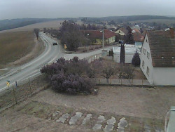 Vjezd do obce ze severu