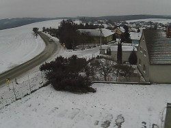 Vjezd do obce ze severu