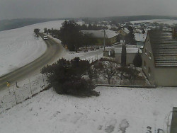 Vjezd do obce ze severu