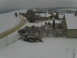 Vjezd do obce ze severu