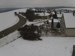 Vjezd do obce ze severu