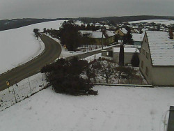 Vjezd do obce ze severu