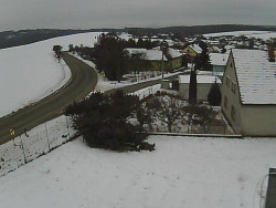 Vjezd do obce ze severu