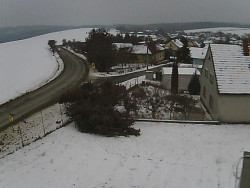 Vjezd do obce ze severu