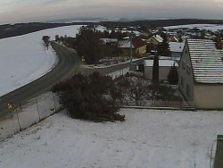 Vjezd do obce ze severu