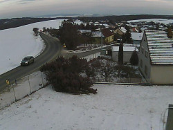 Vjezd do obce ze severu