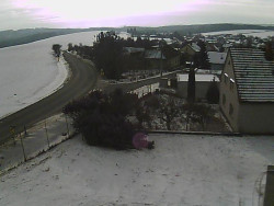 Vjezd do obce ze severu