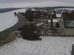 Vjezd do obce ze severu