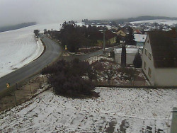 Vjezd do obce ze severu